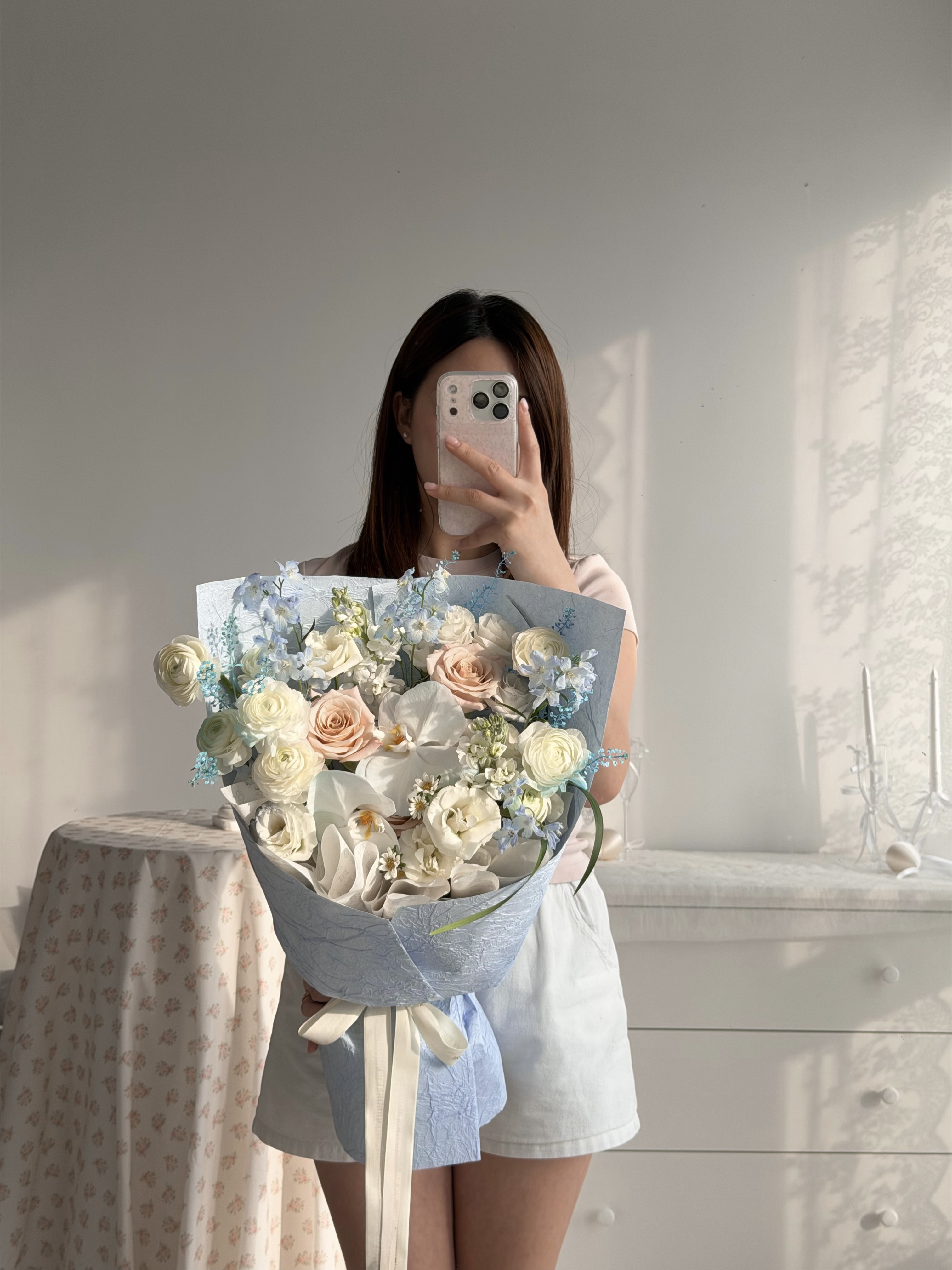 Blue & White 05